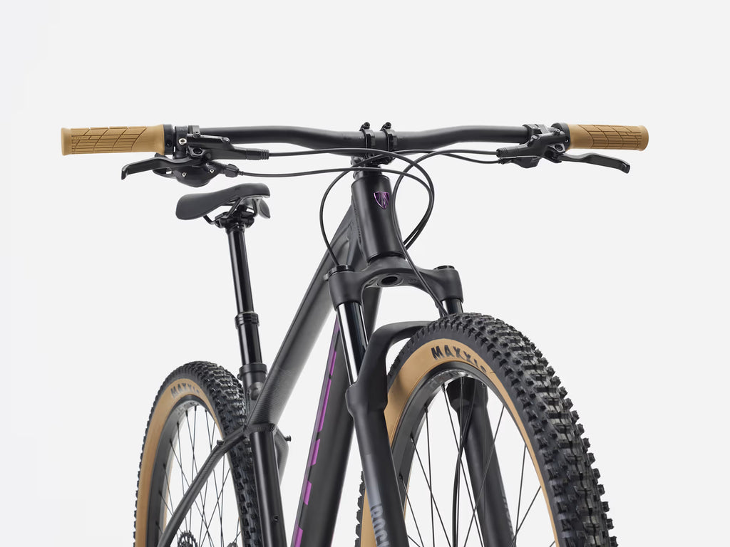 Trek Marlin 7 Gen 3 - Matte Dark Web/Clear Gloss