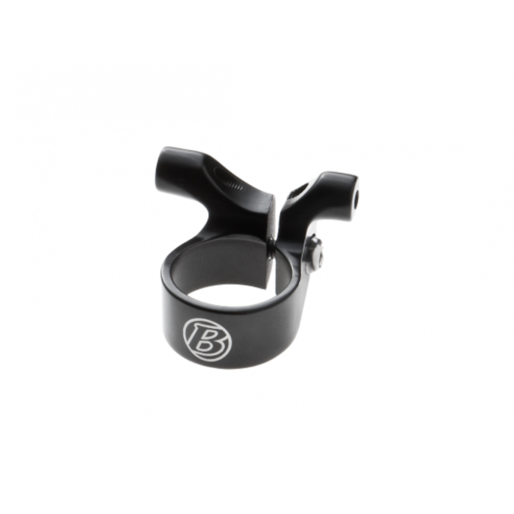 Bontrager Eyeleted Seat Post Clamp tarakkakiinnikkeillä
